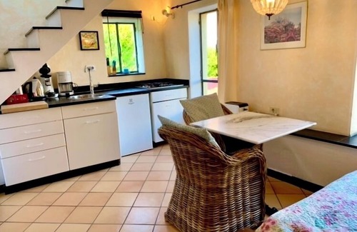 Isolalunga Apartment | Serene Castellino Vacation Apartment with Ocean View Terrace