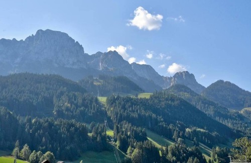 Rougemont Ski Chalet | Romantic Chalet Ideal for Couples
