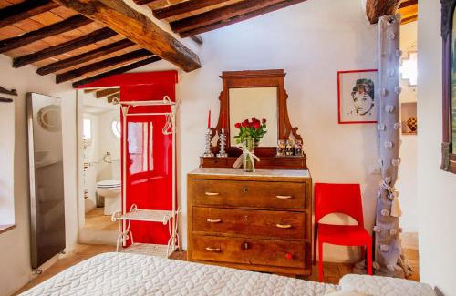 Monterotondo Marittimo Apartment | Explore Cuore di Toscana: Family-Friendly Historic Stay