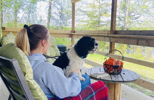 Lindbergh Cabin | Enchanting Country Cabin - Guest Rated 9.8, Pet Friendly