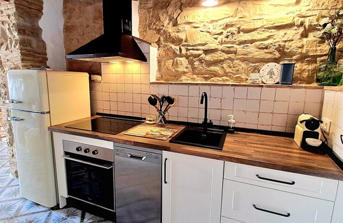 Jimena de la Frontera House | Romantic Retreat with Private Sauna and Spa Amenities