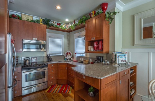 Carrabelle Condo | Romantic Getaway for Captain & 1st Mate with Ocean Views