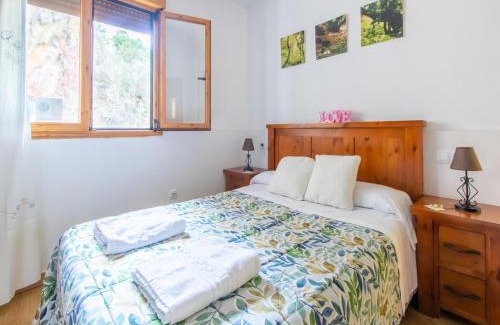 La Omanuela Apartment | Relax at Belvilla by OYO Casa Rural Leon II - Family Friendly Stay