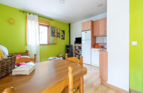 La Omanuela Apartment | Relax at Belvilla by OYO Casa Rural Leon II - Family Friendly Stay