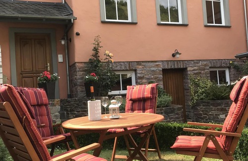 Pommern Apartment | Charming Four-Star Country House with Pool & Breakfast