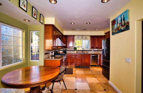 Whittier House | Enchanting Hills View Retreat with Hot Tub & Ocean Access
