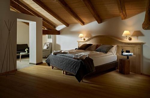 Cavalese Hotel | Romantic Hotel Excelsior: Oceanfront Bliss Awaits You