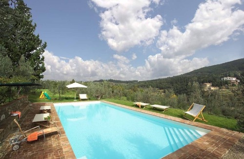 Greve in Chianti House | Romantic Retreat Amidst Chianti Vineyards in Tuscany