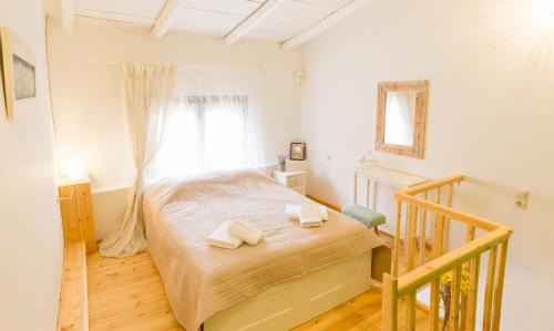 Tymbaki Apartment | Enchanting Priotissa II: Guest Rated 9.6 & Child Friendly