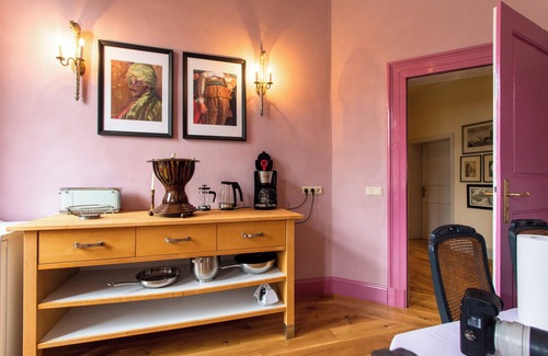 Halberstadt Apartment | Romantic Retreat at Gut Mahndorf Park with Spa & Hot Tub