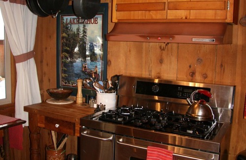 Timberland Cabin | Romantic Log Cabin with Hot Tub and Oceanfront Views