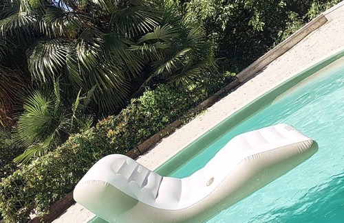 Occagno House | Romantic Getaway with Pool and Private Kitchen Awaits