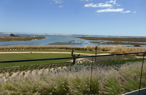 Olhao Apartment | Minimalist Retreat: 10-Minute Beach Access & Pool