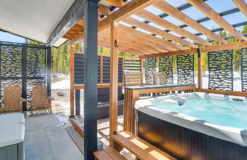 Saint Mary's House | Enchanting Mountain Retreat with Scenic Views & Hot Tub