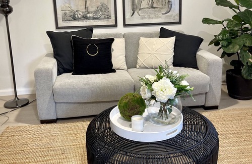 Glenbrook Apartment | Romantic mountain studio with fire pit