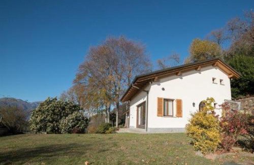 Suna Villa | Romantic Nido: Pet-Friendly Retreat with Pool Access