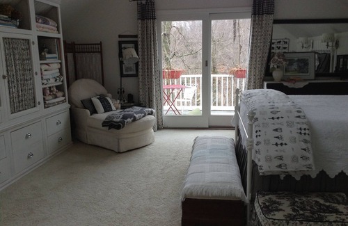 Willoughby Other | Enchanting Park Retreat with Top Amenities and 10/10 Rating