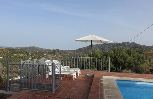 Riogordo Villa | Private Villa Retreat with Pool & Breathtaking Mountain Views