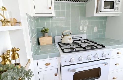 Encinitas Cottage | Romantic Historic Sea Cottage with Oceanfront Views