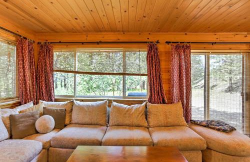 Winthrop House | Enchanting Riverfront Cottage Just 1 Mile from Winthrop!