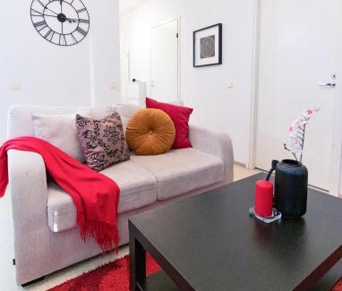 Leppavaara Apartment | Romantic Sauna Retreat Near Sello and Nature Perfect