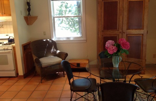 Sonoma Cottage | Idyllic Sonoma Cottage with Spa & Hot Tub in Wine Country