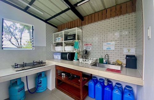 Silang Junction North Cottage | Romantic Suite with Garden & Mountain Views, Spa Access