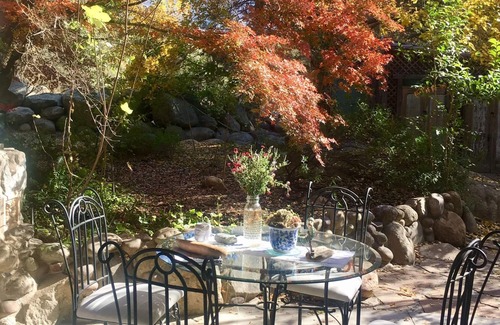 Three Rivers House | Cozy Three Rivers River Craftsman with Pool & Breakfast