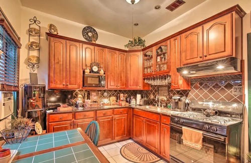 Tobin Hill Villa | Romantic Villa Along the San Antonio Riverwalk Retreat