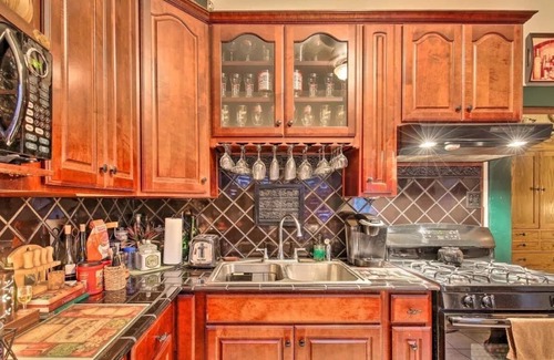 Tobin Hill Villa | Romantic Villa Along the San Antonio Riverwalk Retreat