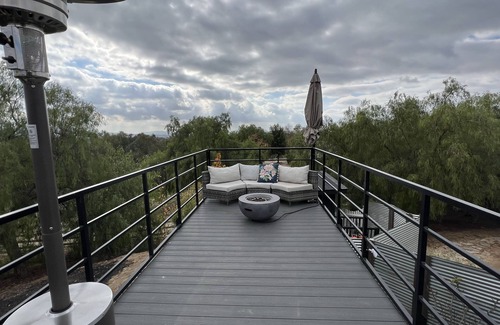 Temecula Villa | Romantic Villa Steps from Nearby Wineries and Pet-Friendly