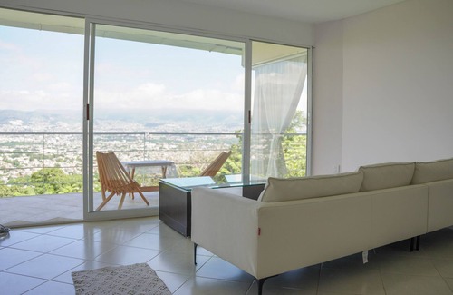Tuxtla Gutierrez Villa | Romantic Villa with an awesome view 5 minutes from the Zoo