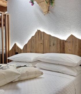 Grosio Apartment | Romantico: Perfect Weekend Getaway for Couples in Valtellina