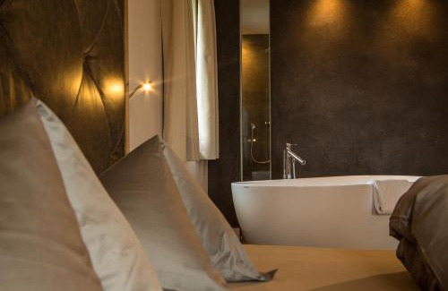 Merano Ski Chalet | Enchanting Romantik Chalet at Weingut Eichenstein, 10/10 Rated