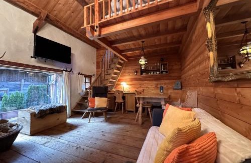 Flattach Ski Chalet | Experience the Romantikchalet: Pet and Child Friendly Stay
