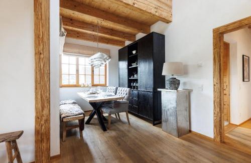 Grafschaft House | Pet-Friendly Romantikhütte Grafschaft: Guest Rated 10/10
