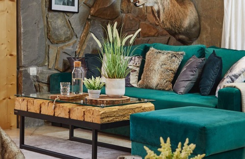 Witow Apartment | Romantic Mountain Apartment with Jacuzzi & Fireplace Awaits