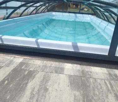 gmina Parzeczew House | Romantyczny Zakątek z Jacuzzi Duo