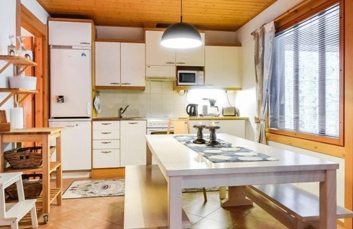 Syote House | Enjoy Lakeside Bliss at Rome 10 by Interhome