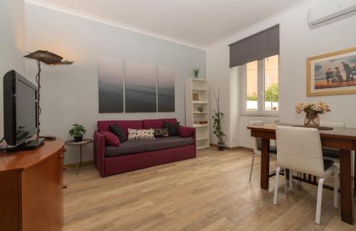 Ciampino Apartment | Modern LinkHouseCiampino: 9.5/10 Pet & Child Friendly Stay