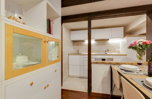 Navona Apartment | Experience Rome: Chiavari 38 Apartment with Spa & Breakfast