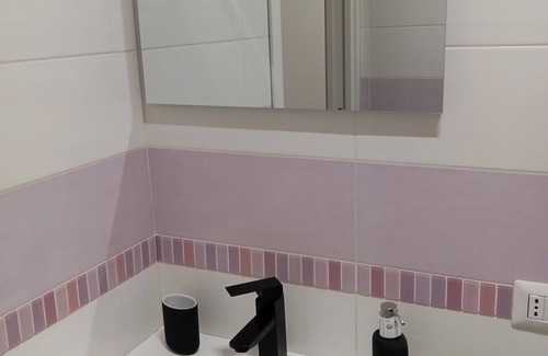Gianicolense House | Rome-big and very nice room with private bathroom - 10' from the historic center