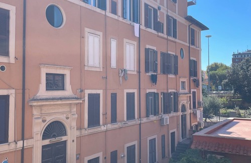 Quartiere XV Della Vittoria Apartment | Discover Rome Center: Stay Near San Pietro & Olympic Stadium
