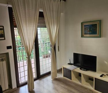 Cassia Apartment | Relaxing Rome Holiday: Family-Friendly Quiet Apartment