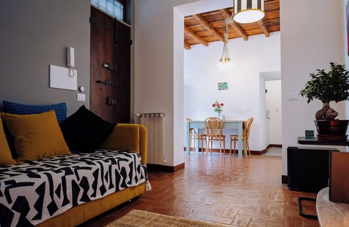 Rione VI Parione Apartment | Rome Oasis - Unique fully renovated flat in Rome's Centro Storico with terrace