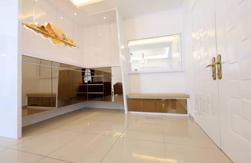 Bukit Baru Villa | Discover RomenVilla Melaka: Pool, Hot Tub & Child-Friendly