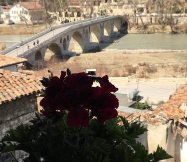 Berat House | Perfect Getaway at Romeo's Guest House with Pool & Breakfast