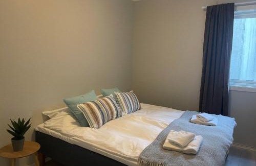 Svolvaer Apartment | Spacious Apartment in Central Svolvær with Family Amenities