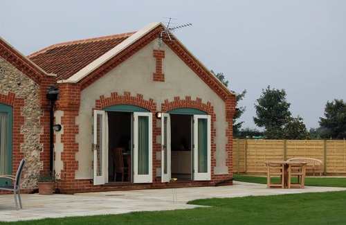 Hethel Cottage | Romulus