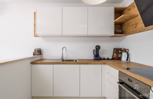 Valica Apartment | Inviting Rona Two-Level Apartment with Pet-Friendly Amenities